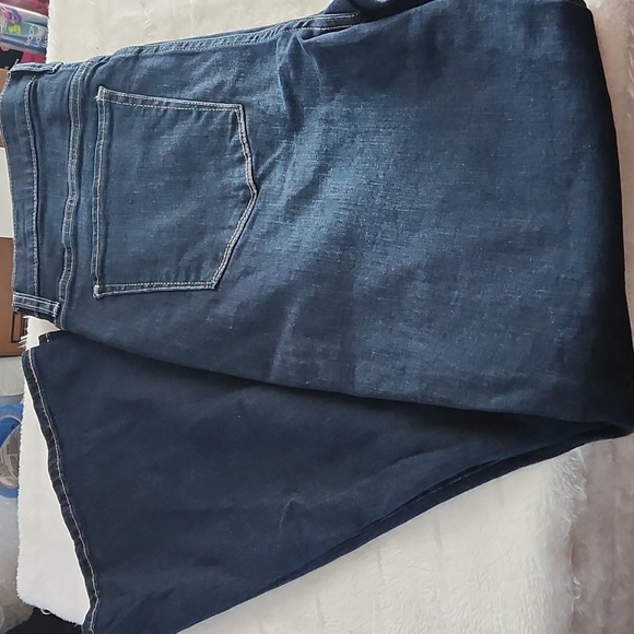 New Lucky Brand High Rise Flare 2 Way Stretch Jeans (Available in Sz 12 - Picture 3 of 10